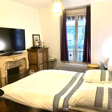 Appartement Quartier Montmartre Parigi Esterno foto